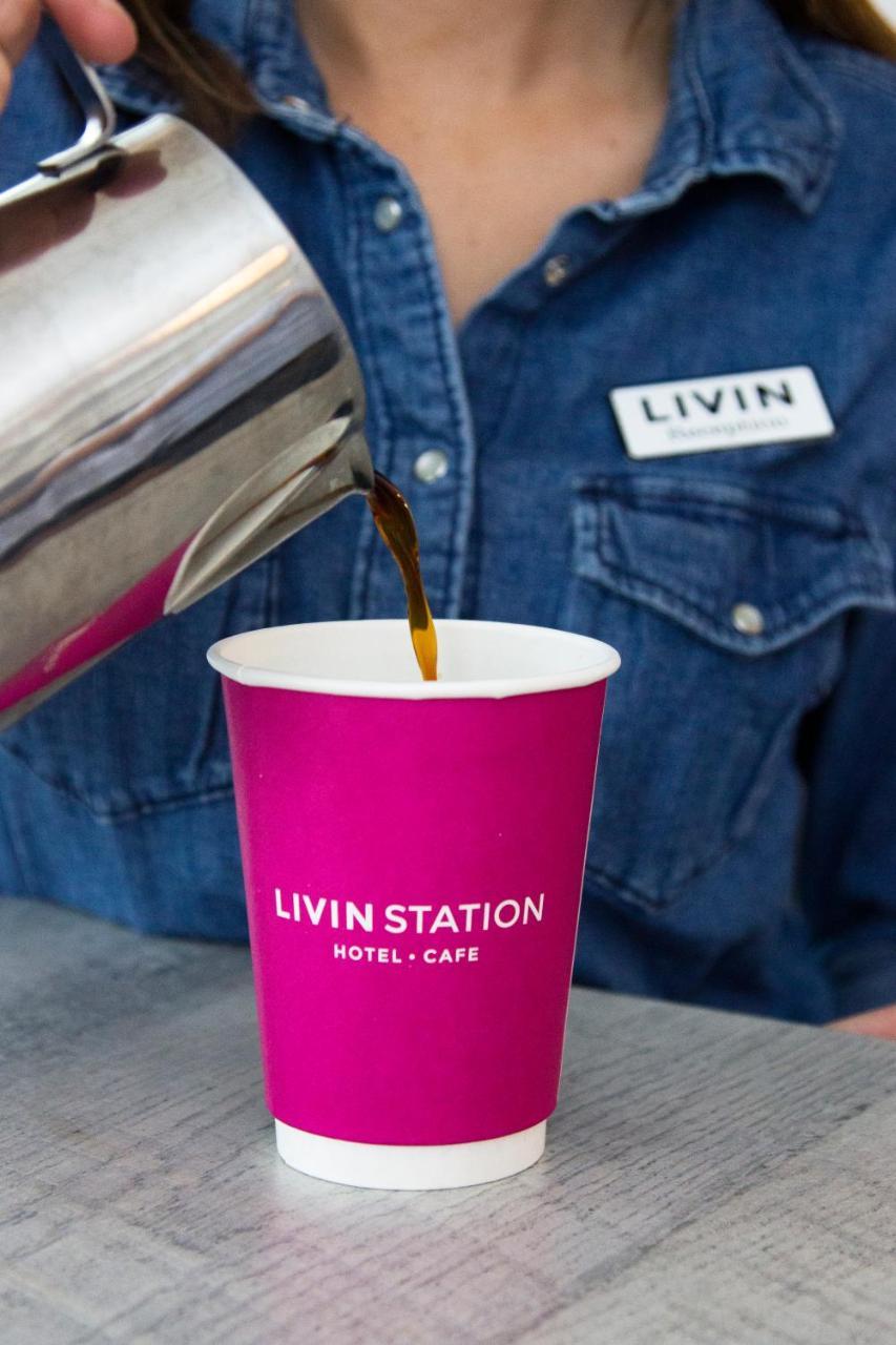 Livin Station Hotel Örebro Extérieur photo