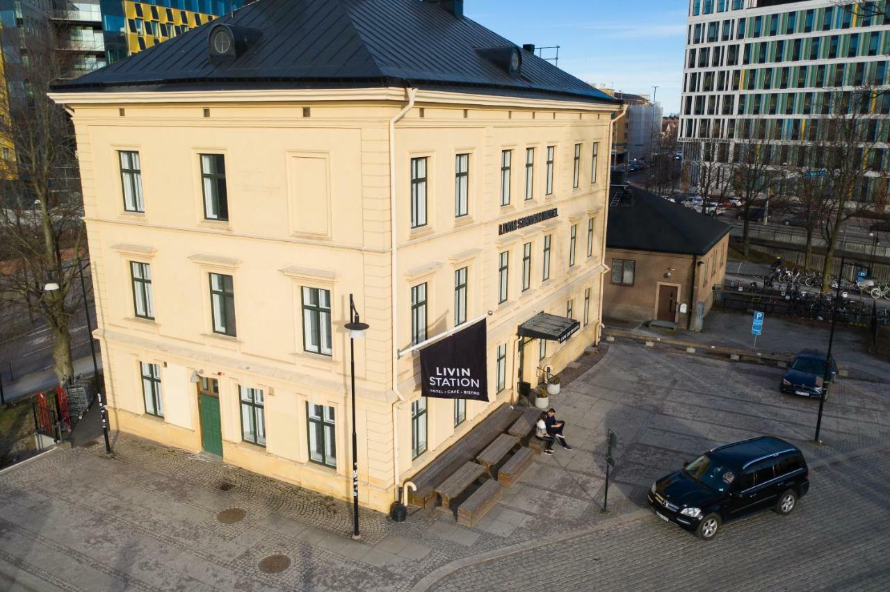 Livin Station Hotel Örebro Extérieur photo