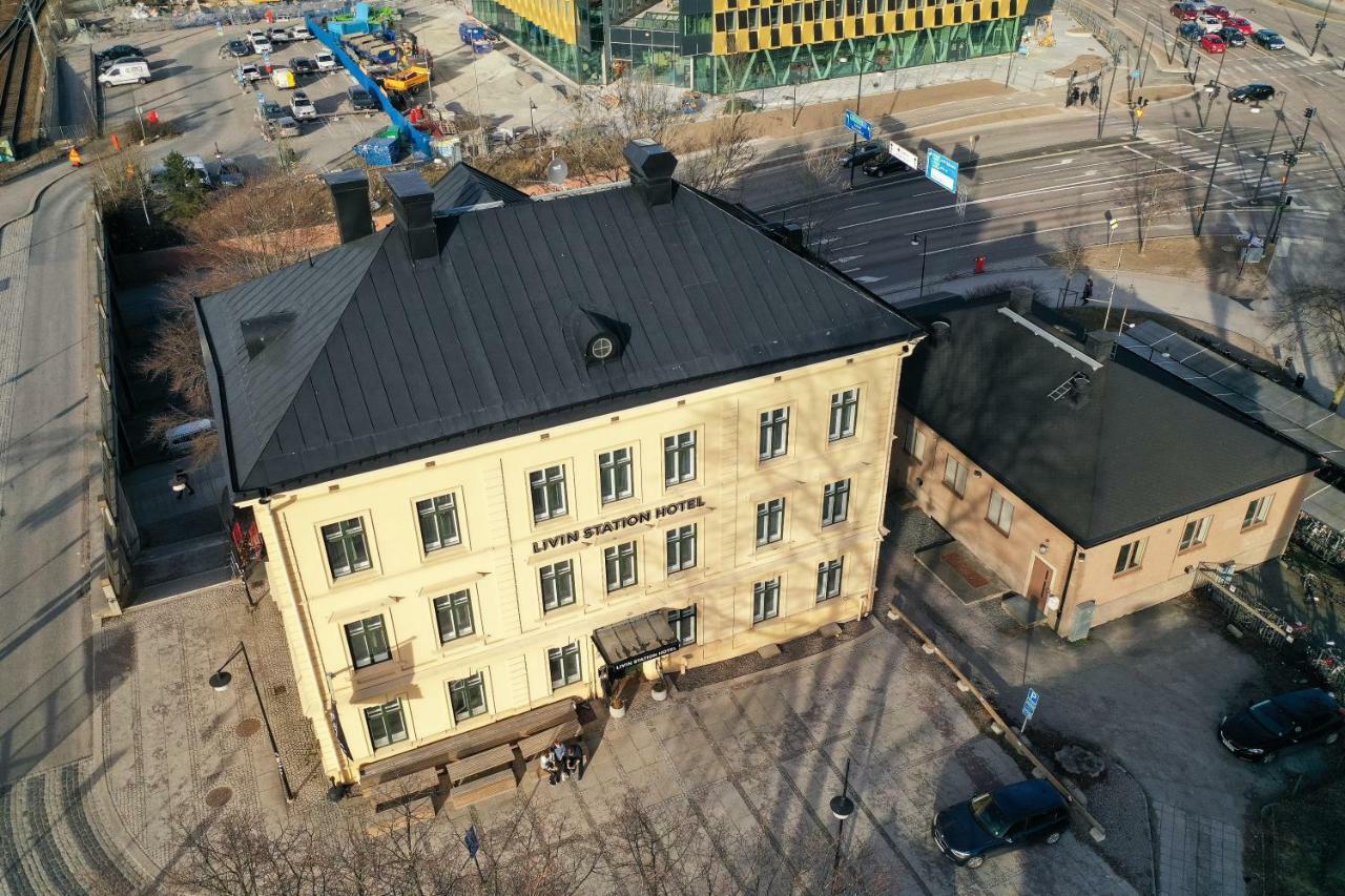 Livin Station Hotel Örebro Extérieur photo